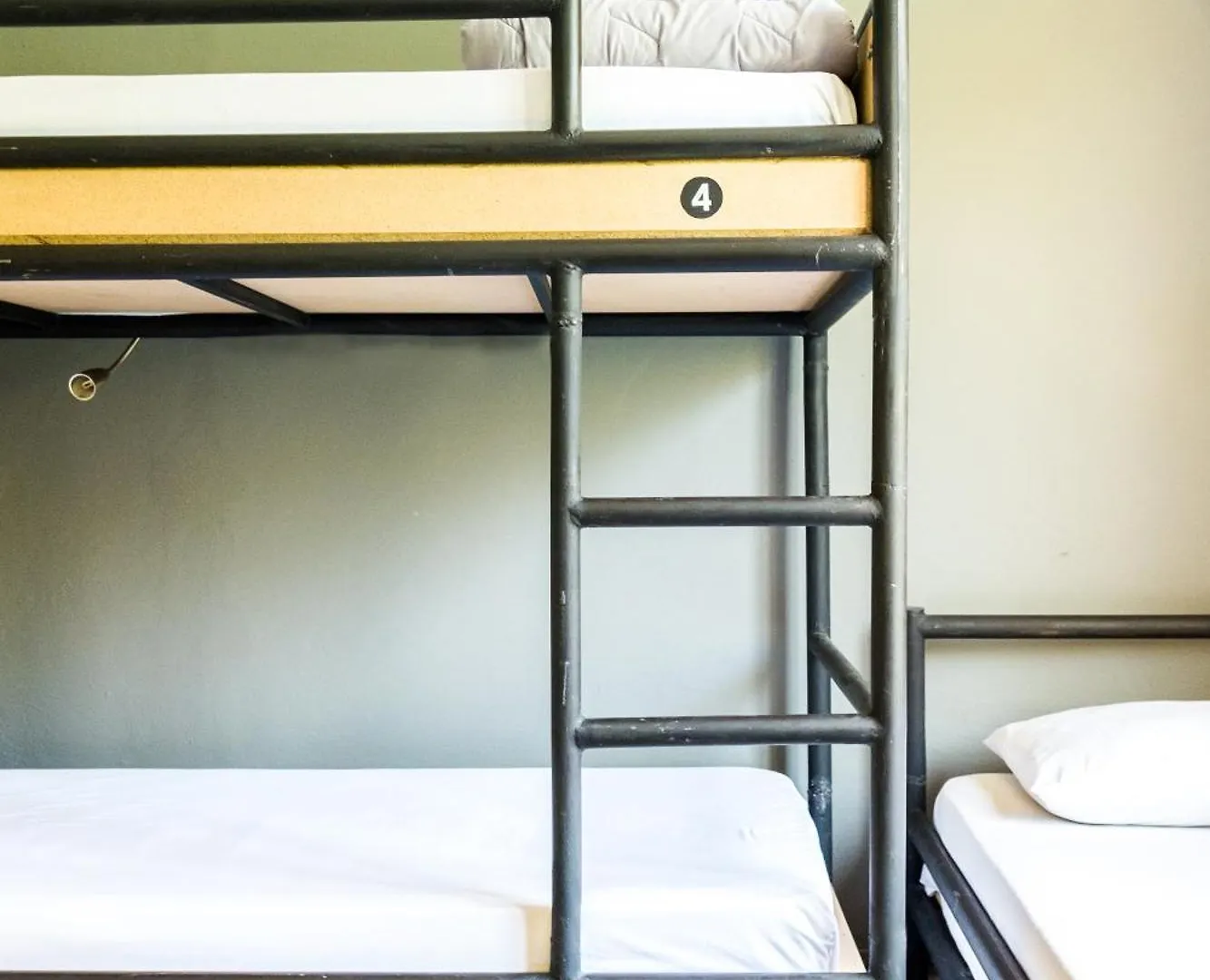 Destil Hostel Tirana