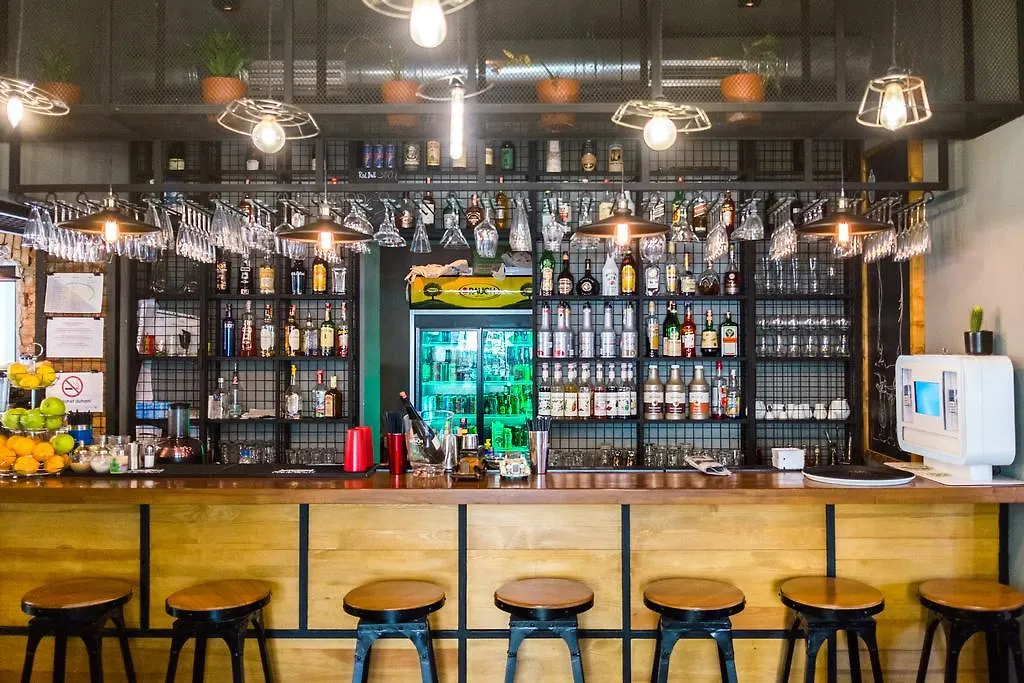 Destil Hostel Tirana