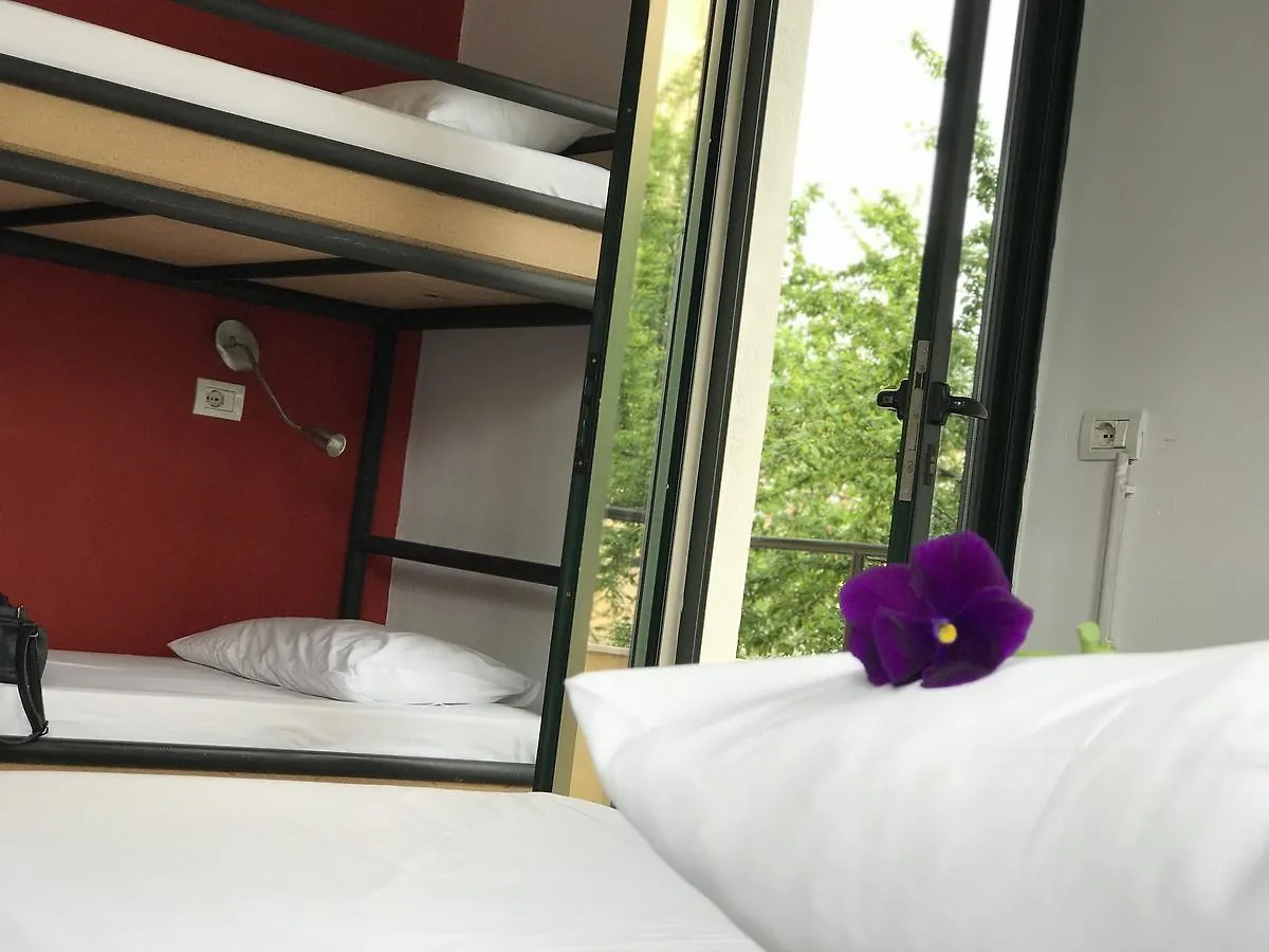 Destil Hostel Tirana Albanien